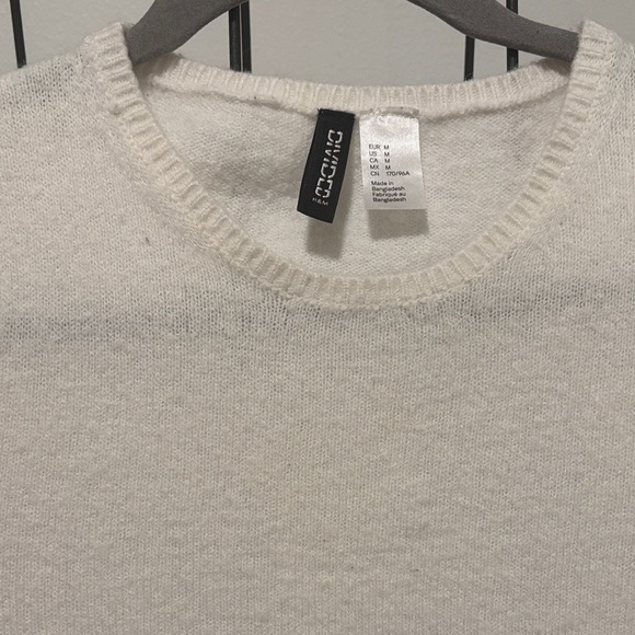 Women's top - Picture 2 of 5